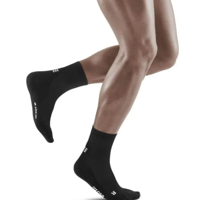 CEP Chaussettes|Chaussettes Running^Classic All Black Socks Mid Cut Noir