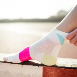 Incylence Chaussettes|Chaussettes Running^ULTRALIGHT STRIKES SHORT Socks Blanc