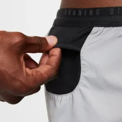 Nike Short Running^Dri-FIT Advanced Run Division 4in 2in1 Shorts Gris
