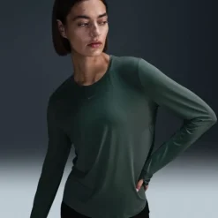 Nike T-shirt Et Manches Longues Running^Dri-FIT One Classic Long Sleeve Tee Vert