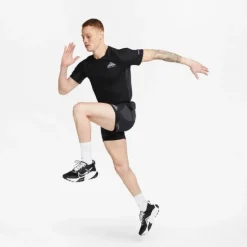 Nike T-shirt Et Manches Longues Running^Dri-FIT Solar Chase Short Sleeve Tee Noir