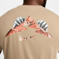 Nike T-shirt Et Manches Longues Running^Dri-FIT UTMB Energy Tee Marron