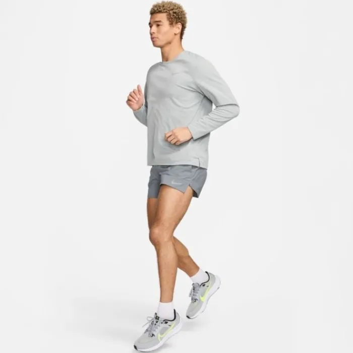 Nike T-shirt Et Manches Longues Running^Dri-FIT UV Miler Long Sleeve Tee Gris