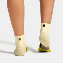 On Chaussettes|Chaussettes Running^Performance Mid Sock Vert